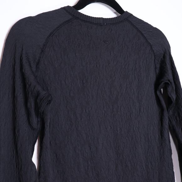 LULULEMON Rest less Pullover Black Textured Long Sleeve Running Active Women's 8 - Picture 9 of 14